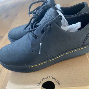 Cairo Low Leather Casual Shoes / Size 8 Ladies